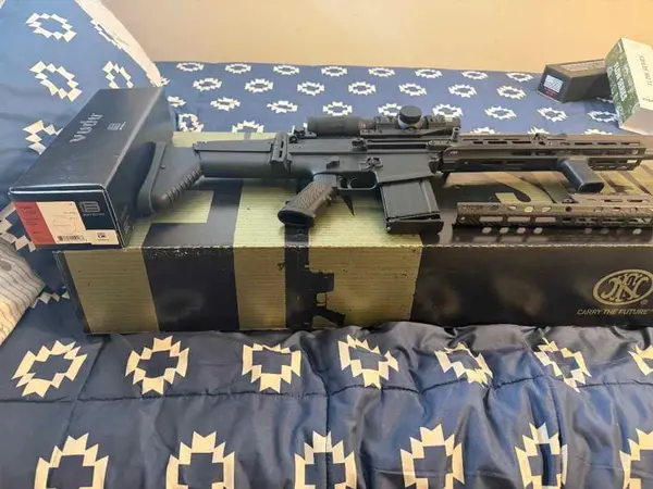 SCAR 17 NRCH / eotech Vudu 1-10