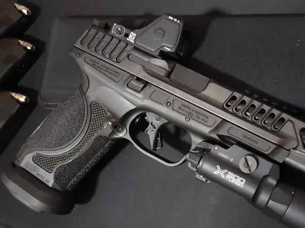 M&P9 Competitor HD Smith & Wesson S&W