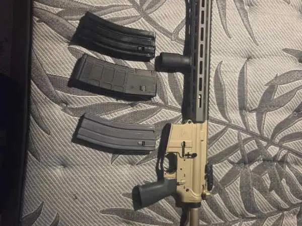 Q Sugar Weasel 5.56 16in barrel like new