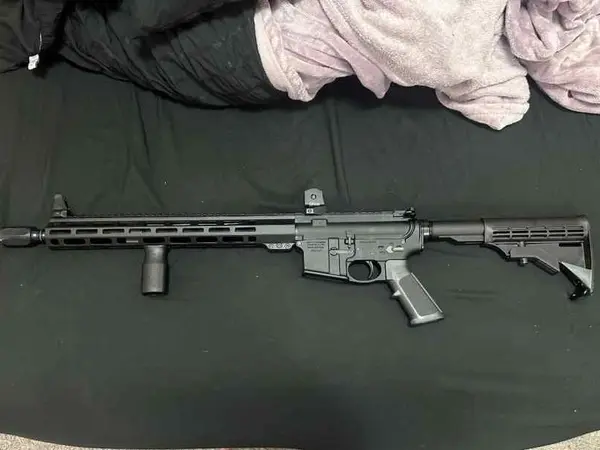 Smith and Wesson Sport 3 AR-15
