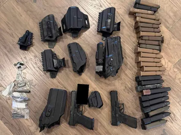 Two Glock 17 gen 5s
