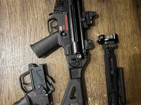 Mac 5k with trijicon rmr and super saftey