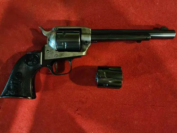 1975 Colt SA 22LR/22Mag. 6" Barrel