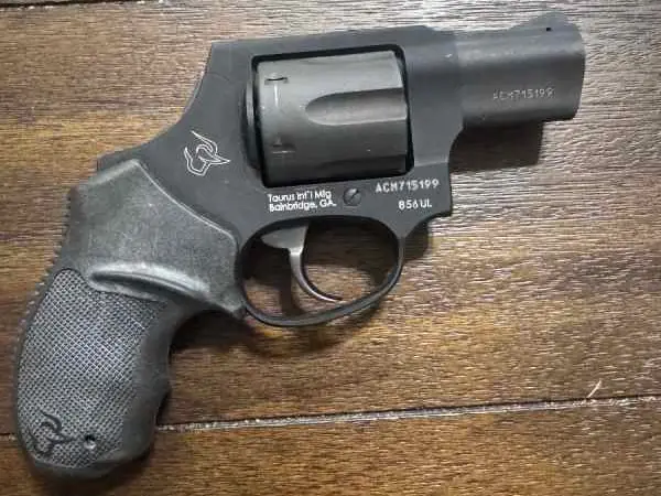 Taurus 856 UL