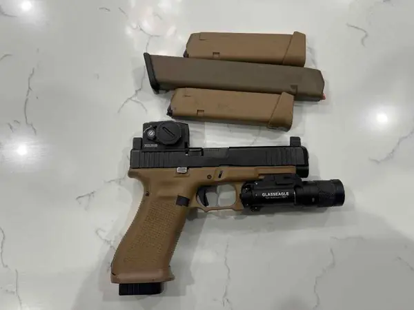 Glock 19x / 49 Glock 47 size