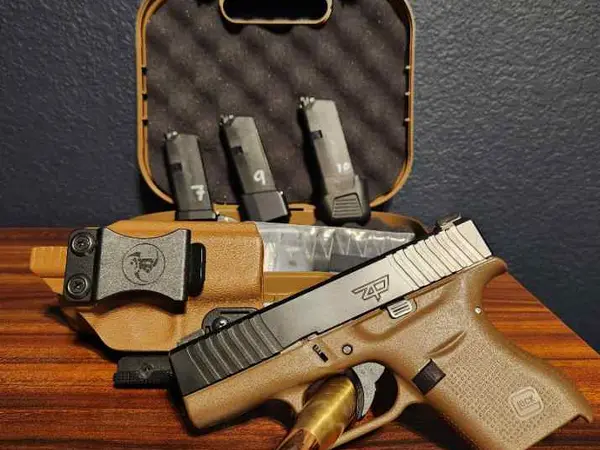 Zafiri Precision Glock 43 9mm (Bi-tone) + Extras