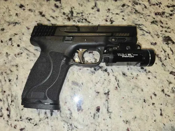 Smith&Wesson m&p 2.0 45