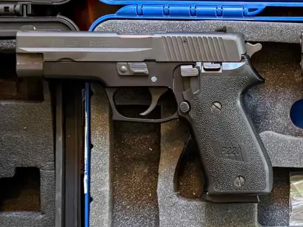 Sig Sauer P220 .45 Full Size German Frame