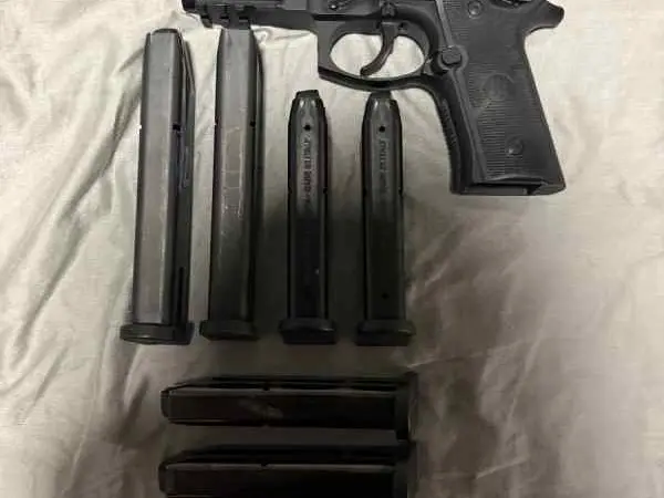 Beretta 92 GTS w/ 6 magazines