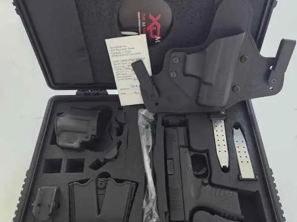 New in box Springfield XD-9