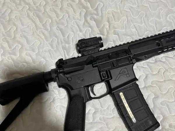 Aero M4e1 AR-15