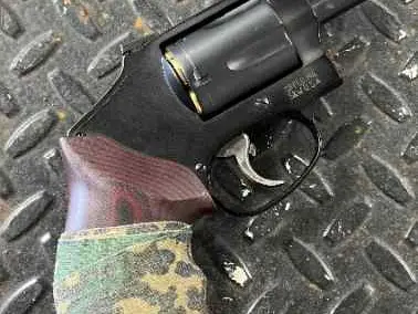 LIPSEY'S EXCLUSIVE SMITH AND WESSON 442 UC 38 SPEC