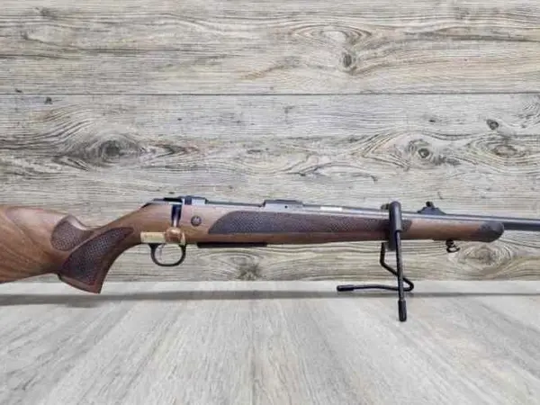 30-06 CZ USA 600 Lux Walnut Bolt “NEW in BOX”