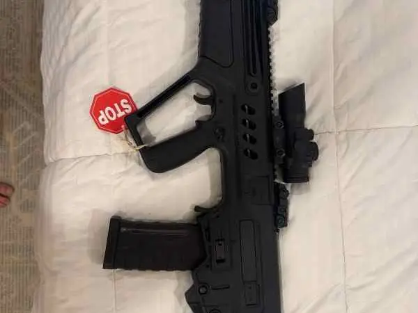 TAVOR SAR .223 REM with optic/flip up sights