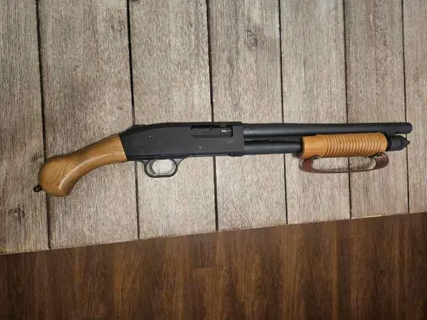 Mossberg 590 shockwave