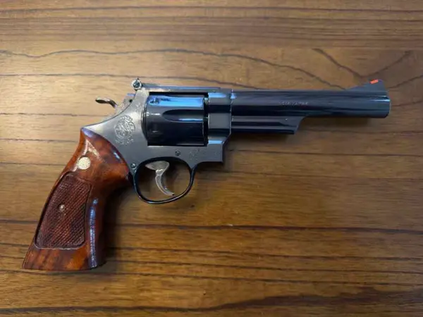 Smith & Wesson 29-2 44Mag Excellent condition 6"