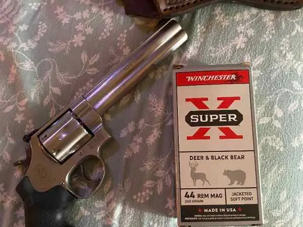 Reduced price! Smith and Wesson 629-4 classic