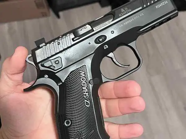 Cz shadow 2 carry