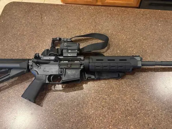 Smith and Wesson M&P piston ar15