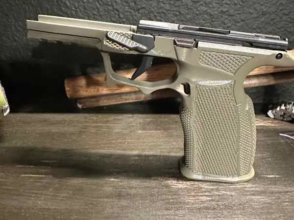 P365 Icarus Ace XMacro with FCU