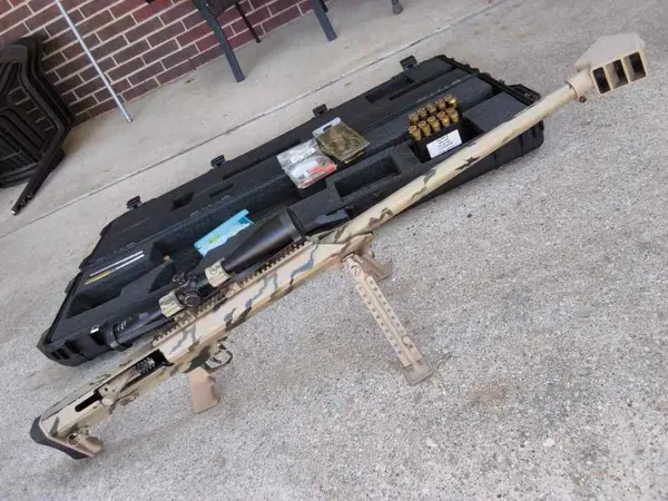 Barrett 99 Target 50BMG, Zeiss scope, Pelican case