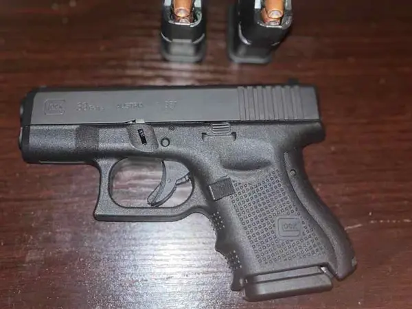 Looking to ( purchase)a Glock 26 or 33