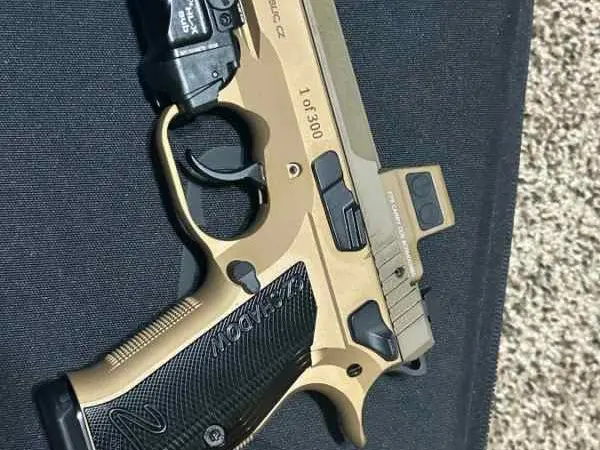 Cz shadow 2 1 of 300