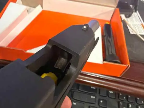 Taurus G3C 9mm Like New TS 4 12rd mag - $200