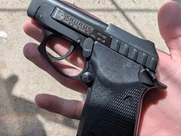Taurus pt-22 22lr