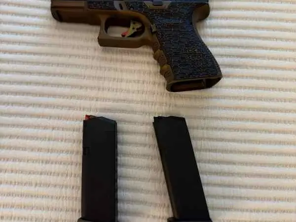 Glock 19 Gen 3 Custom OD Green - Optic Ready $400