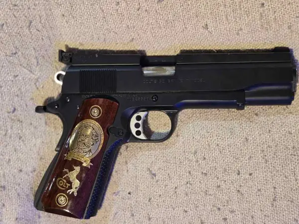 Colt 1911 45acp