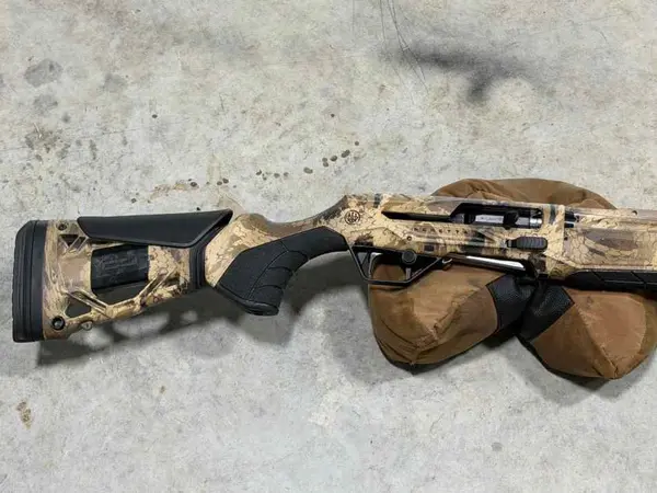 Beretta AX800 12g