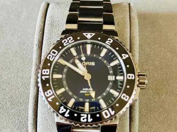 WTT ORIS AQUIS GMT TIMEPIECE