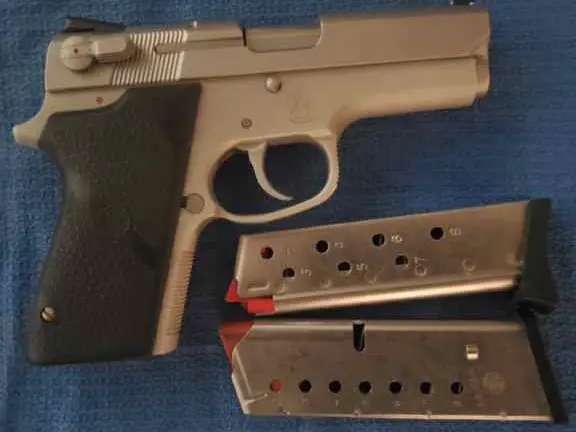 S&W 3913, Semi-Auto, 9mm