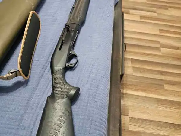 Benelli M2 20 Gauge – 24” Barrel w/ Extended Mag