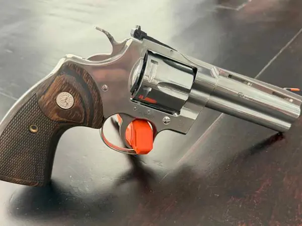 COLT PYTHON .357 4.25"
