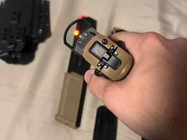 Sig p320 Romeo 1 optic + 4 mags