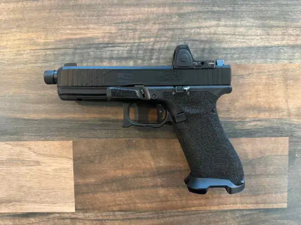 Triarc Glock 17 Gen5 (Factory Built)
