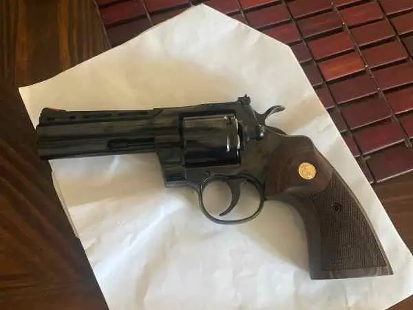 BLUED COLT PHTHON 4.25 INCH WTT FOR 6 INCH