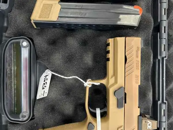 Sig sauer P320 M18 9mm with 3 mags/case/ADE sight
