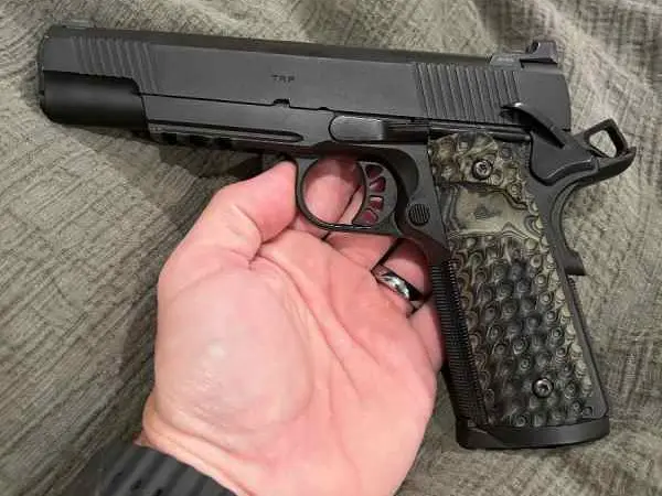 SA TRP Operator in .45 w/extra VZ Grips and Mags