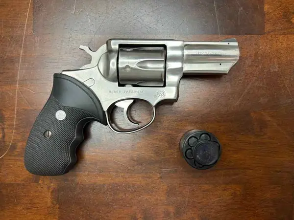 Ruger Speed Six .357 with Speed Loader - $750 OBO