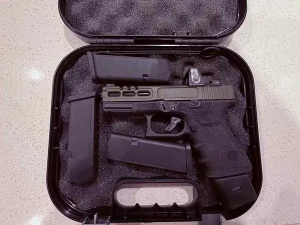 Glock 23