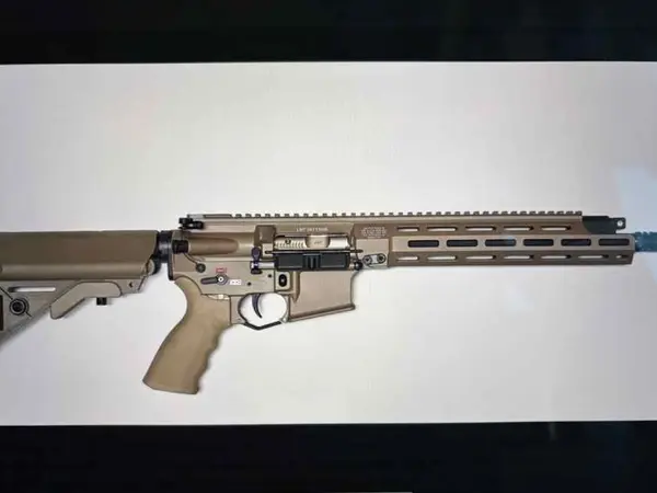 LMT MARS-L 5.56 SHOVELNOSE SBR FDE