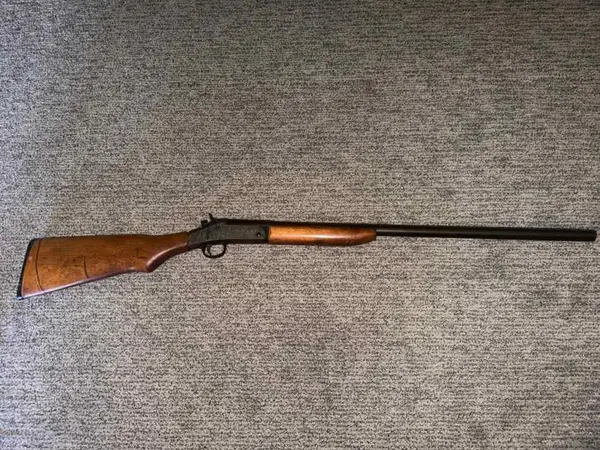 H&R Single Shot 12G