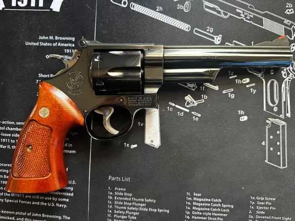 Smith and Wesson 29-2
