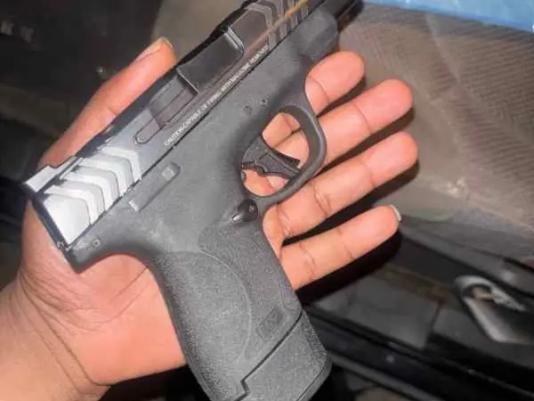 Smith & Wesson shield plus carry comp