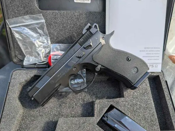 WTS/T: CZ 75 P-01 Omega - Minty