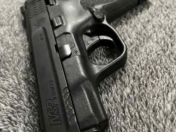 S&W MP9 Shield M2.0 with Safety