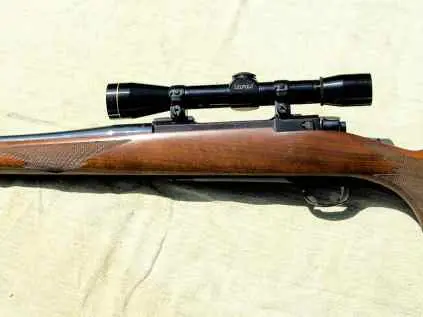 Ruger M77 (.270 Win) w/ Leupold M8 6x Compact